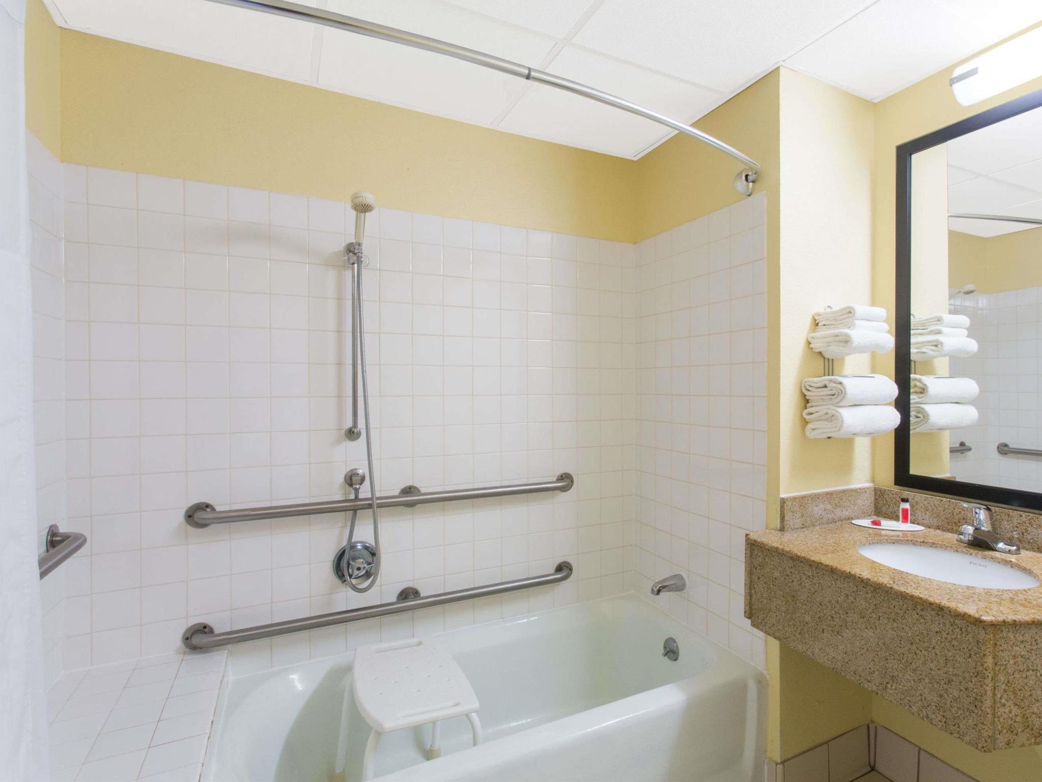 Days Inn By Wyndham Leominster/Fitchburg Area Dış mekan fotoğraf