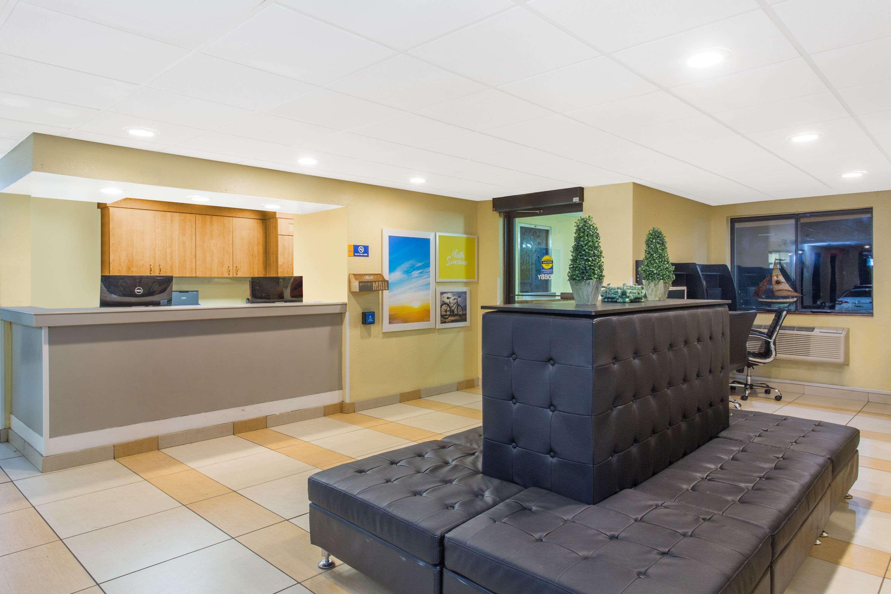 Days Inn By Wyndham Leominster/Fitchburg Area Dış mekan fotoğraf