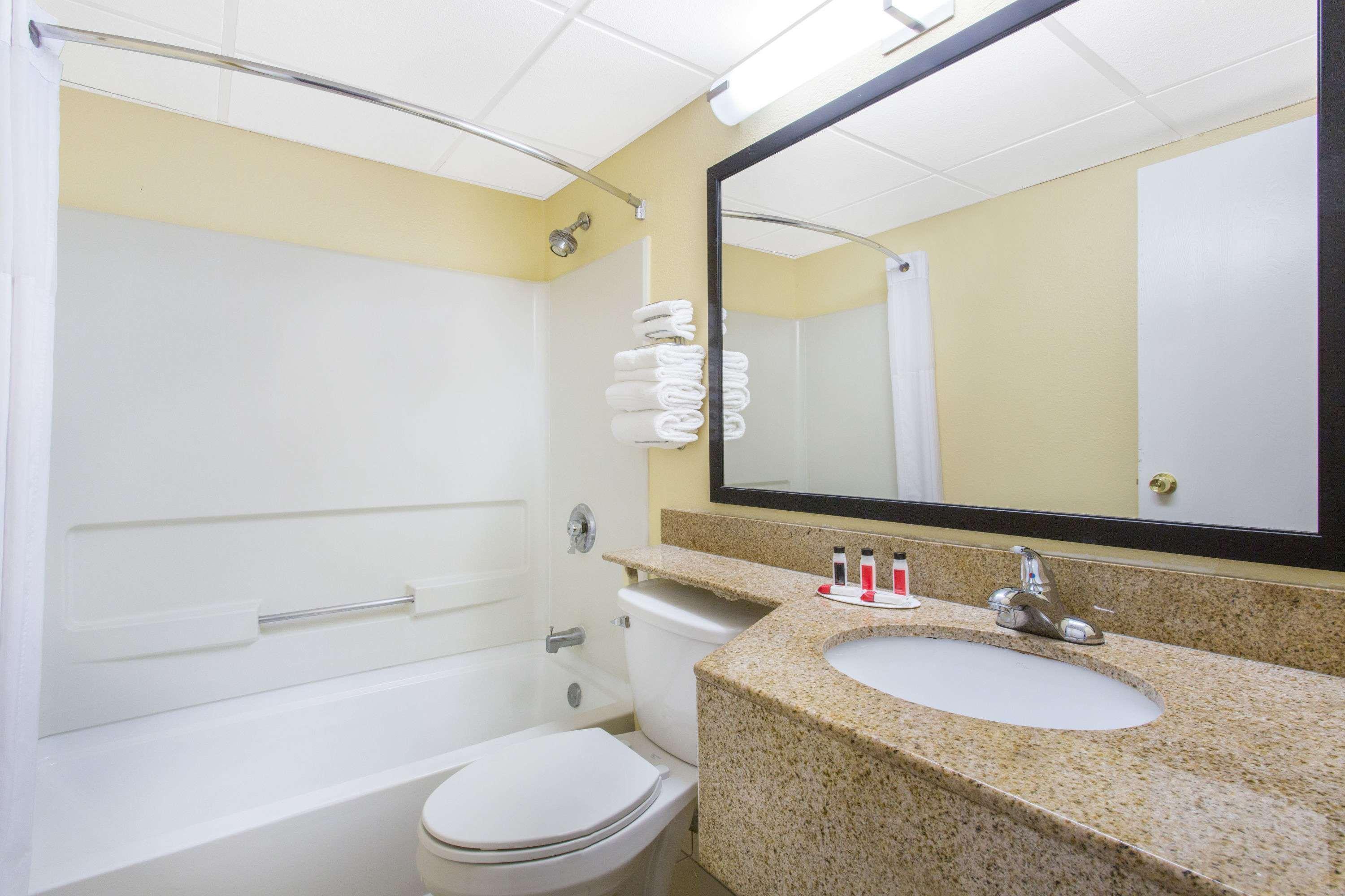 Days Inn By Wyndham Leominster/Fitchburg Area Dış mekan fotoğraf