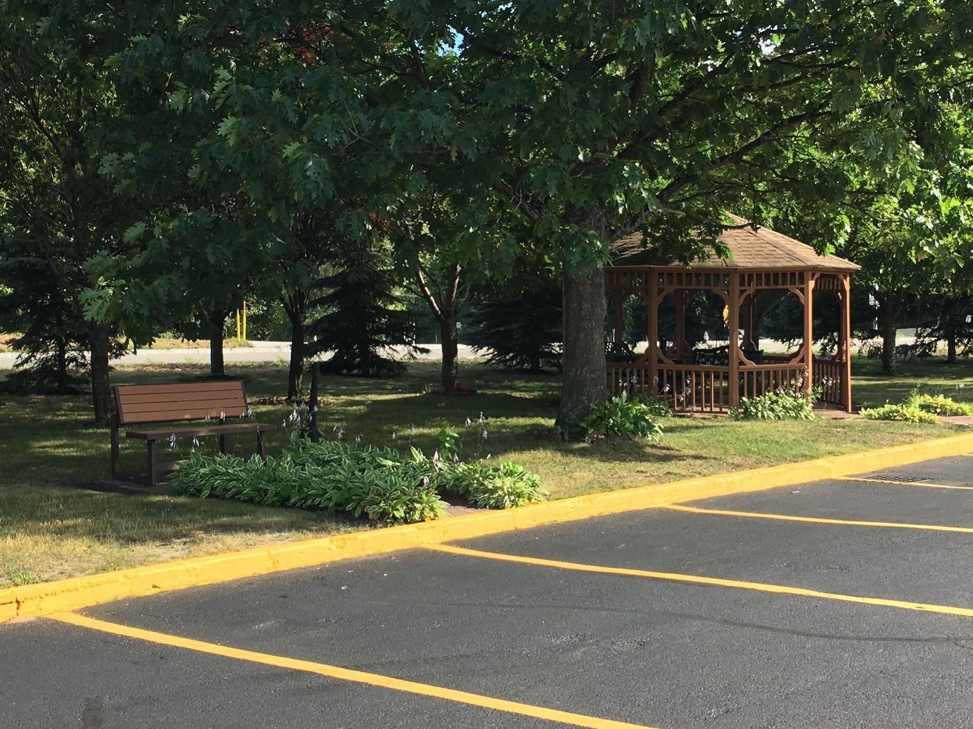Days Inn By Wyndham Leominster/Fitchburg Area Dış mekan fotoğraf
